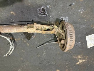 Балка подвески задняя, Chrysler Voyager 3 1995-2001