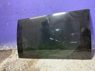Стекло двери задней левой Chrysler Voyager 3 1995-2001
