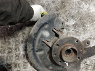 Кулак поворотный правый, Renault Megane 2 2002-2006