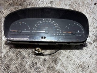 Щиток приборов (приборная панель) Chrysler Voyager 3 1995-2001
