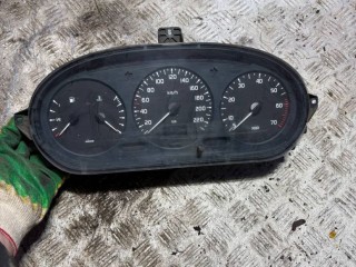 Щиток приборов (приборная панель) Renault Scenic 1 1996-1999