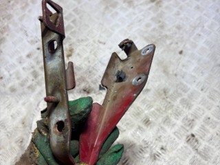 Петля капота правая, Citroen C3 1 2002-2006