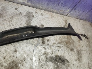Дождевик, BMW 7 E65/E66 2001-2005