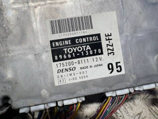 Блок управления двигателем, ориг. номер 8966113070, 1752008111, Toyota Corolla VERSO 1 2001-2004