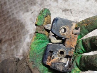 Замок багажника, Ford Fiesta 4 1995-1999