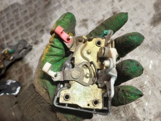 Замок двери передней правой, Chrysler Voyager 3 1995-2001
