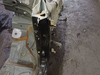 Стакан лонжерона правый, Volvo XC90 1 2002-2006