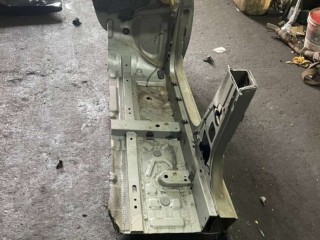 Стакан лонжерона правый, Renault Megane 2 2006-2009