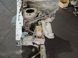 Стакан лонжерона правый, Renault Megane 2 2002-2006