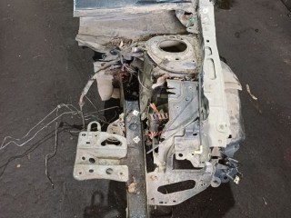 Стакан лонжерона левый, Renault Megane 2 2002-2006