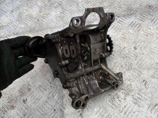 Насос масляный, ориг. номер 8513756, BMW 1 F20/F21