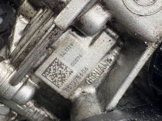 Насос масляный, ориг. номер 8513756, BMW 1 F20/F21