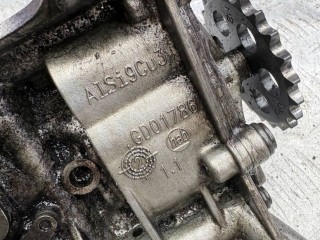 Насос масляный, ориг. номер 8513756, BMW 3 F30/F31/GT F34 restailing