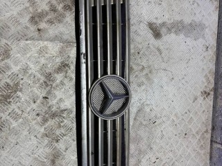Решетка радиатора, Mercedes Vito W638 1996-2003