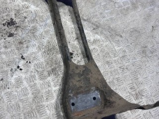 Балка подвески передняя (подрамник) Mercedes T1