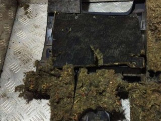Полка под руль, ориг. номер 4B1863075, Audi A6 C5 (S6,RS6) 1997-2001