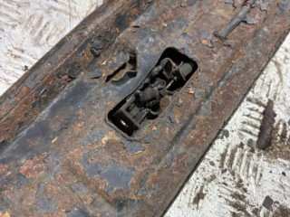Замок капота, Mercedes Vito W638 1996-2003