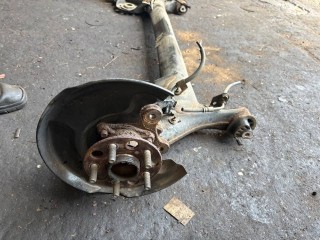 Балка подвески задняя, Toyota Yaris 4 2017-2022
