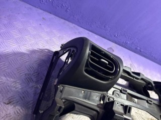 Панель передняя салона (торпедо), Toyota Yaris 4 2017-2022