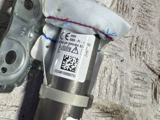 Подушка безопасности боковая (шторка) правая, Toyota Yaris 4 2017-2022