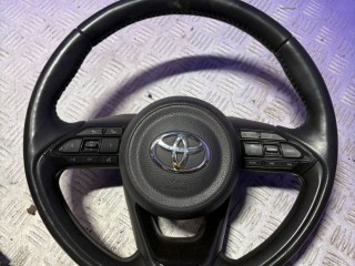 Руль, Toyota Yaris 4 2017-2022