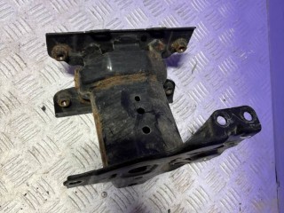 Кронштейн усилителя бампера переднего (домик), Toyota Yaris 4 2017-2022