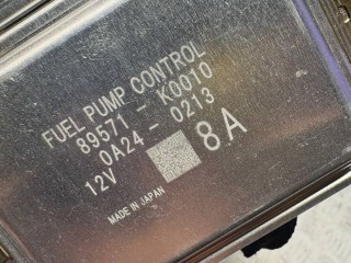 Блок управления топливным насосом, ориг. номер 89571K0010, Toyota Yaris 4 2017-2022
