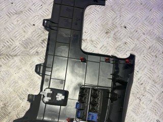 Кнопка (выключатель), Toyota Yaris 4 2017-2022
