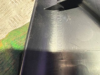 Пластик, ориг. номер 67674K0020, Toyota Yaris 4 2017-2022