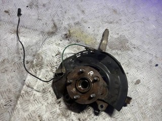 Кулак поворотный правый, Toyota Yaris 4 2017-2022