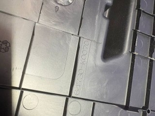 Обшивка багажника, ориг. номер 64730K0070, Toyota Yaris 4 2017-2022