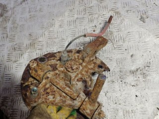 Кулак задний правый, Kia Spectra 1, Spectra sd 2004-2011