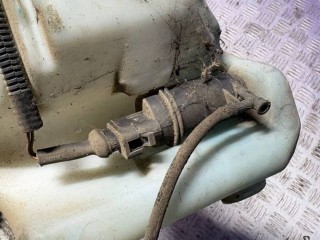 Насос (моторчик) омывателя стекла, Renault Megane 1 1995-1999