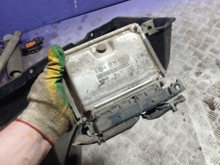 Блок управления двигателем, ориг. номер 0281010302, 038906019CJ, Volkswagen Golf 4 1997-2006