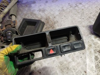 Кнопка аварийной сигнализации, Volkswagen Golf 4 1997-2006