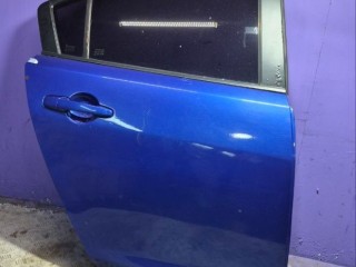Дверь задняя правая Mazda 3 BK 2003-2006, седан