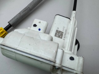 замок двери задней левой, ориг. номер A0997200401, A0997200101, A0997307800, A0997307700, A1677600900, A1677601100, A1677601200, A1677601000, A1675400555, A1675409754, A1675409345, A1675408727, Mercedes-Benz GLE AMG V167 рест