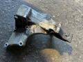 074145169D Кронштейн генератора Volkswagen Caravelle 1999г. - фото №2