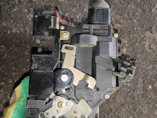 Замок двери передней правой, Volkswagen Passat B5 1996-2001