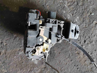Замок двери передней правой, Volkswagen Passat B5 1996-2001