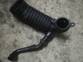8D0129615J Патрубок воздушного фильтра Volkswagen Passat B5 1999г. - фото №2