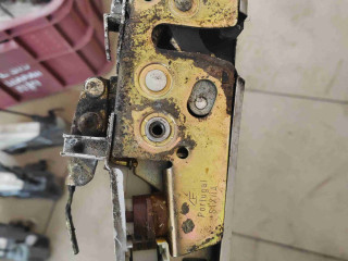 Замок двери передней правой, Volkswagen Sharan 1 1995-2000