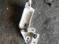 8200055566 Кронштейн ТНВД Renault Laguna 2 2004г. - фото №2