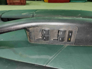 Обшивка двери передней левой (дверная карта), Audi A6 C5 1997-2001