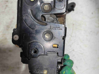 Замок двери передней правой, Volkswagen Golf 4 1997-2006