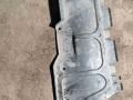 1J0825237R Защита двигателя Volkswagen Golf 4 2001г. - фото №2