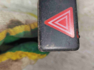 Кнопка аварийной сигнализации (аварийки), ориг. номер 8E0941509, Audi A4 B6 2000-2006