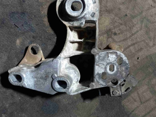 Кронштейн двигателя, ориг. номер 4B0199352B, Audi A4 B5 1994-1999