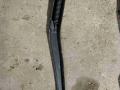 Щеткодержатель (поводок стеклоочистителя, дворник) Audi A4 B6 2001г. - фото №2