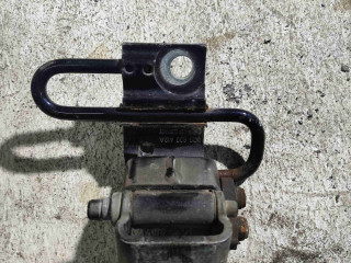 Петля двери, Volkswagen Passat B6 2005-2010
